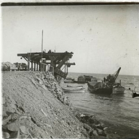 AUTOR DESCONOCIDO. Construcción de los diques del puerto. Valencia. 1905. ES.462508.ADPV/Colección Gamón, imagen nº 06900