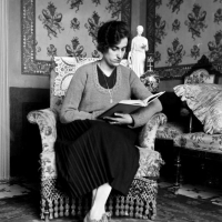 JUAN PONCE PARRÉS. Matilde Ponce Villagrasa, leyendo. s.l. 1930. ES.462508.ADPV/Colección Santiago Ponce, imagen nº 05566