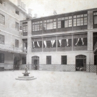VICENTE BARBERÁ MASIP. Pati d'asilats a la Casa de Misericòrdia. 1907. ES.462508.ADPV / Casa de Misericòrdia / A.1.10. vol. 2
